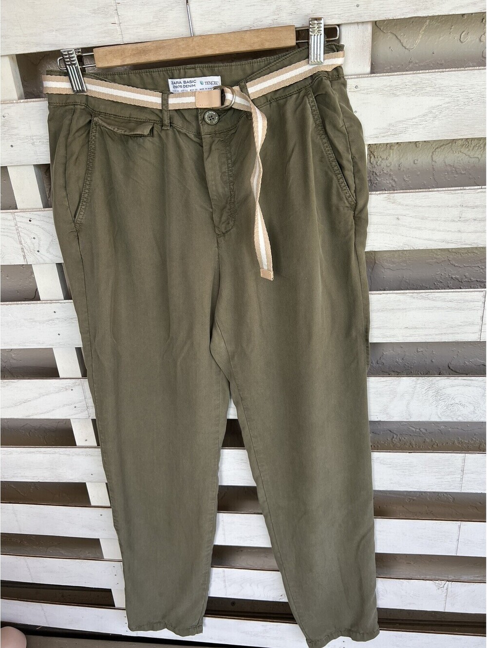 Womens Zara Green Tencel  Trouser Chino Pants Size 4/ 28”.